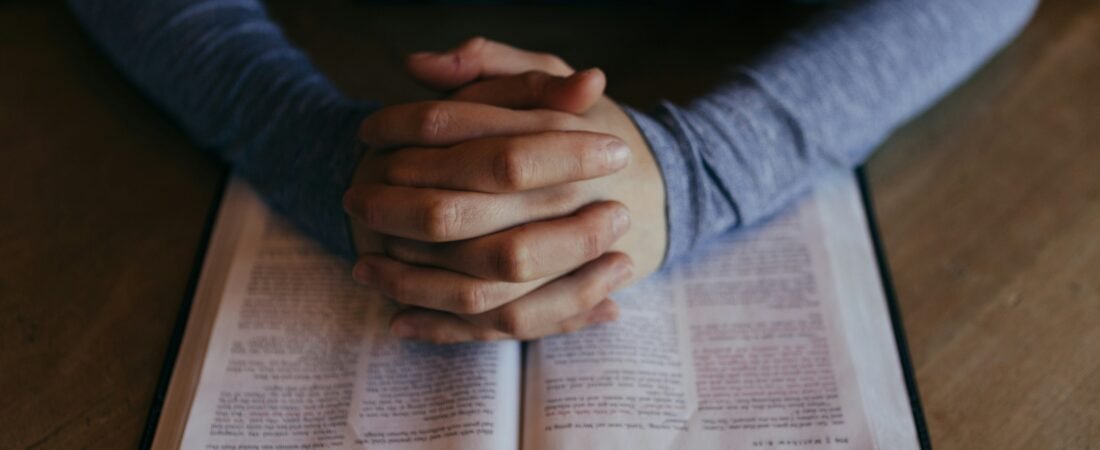 Confiar no Tempo de Deus: A Paz para Acalmar a Ansiedade e Renovar a Fé
